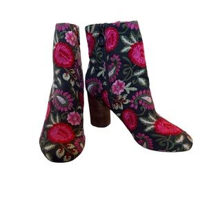 Women’s size 9 Sole Society Olympia Embroidered Bootie Block Heel